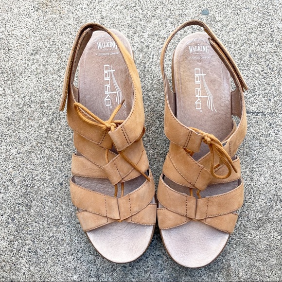 Dansko Janet Neutral Milled Nubuck - Camel Sz 41 - Picture 2 of 9